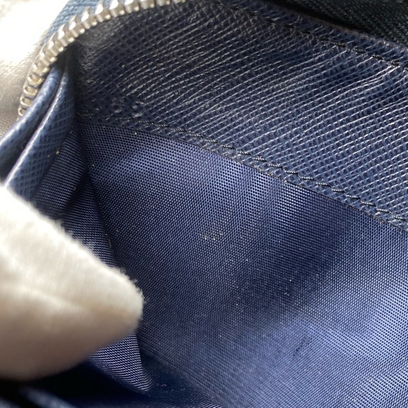 EUC! 😍 Prada Blue Saffiano Leather Zip Around Wallet - Picture 9 of 14